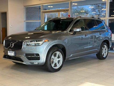 Used 2016 Volvo XC90 T5 Momentum AWD/4WD image 4