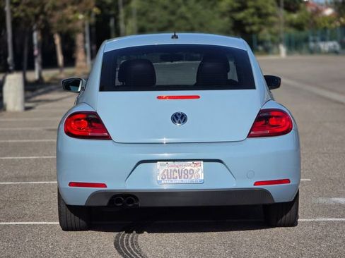 Used 2012 Volkswagen Beetle 2.5 FWD image 12