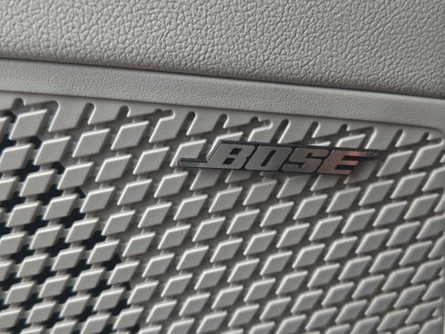 New 2026 Hyundai Elantra Limited FWD image 36