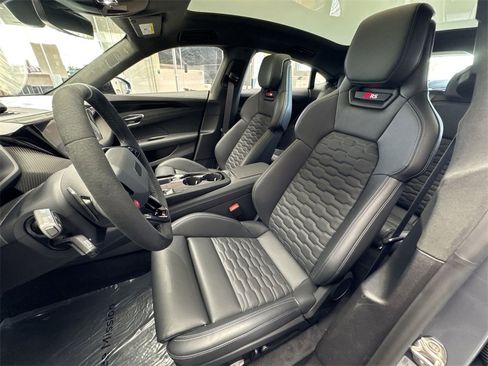 New 2025 Audi RS e-tron GT performance image 11