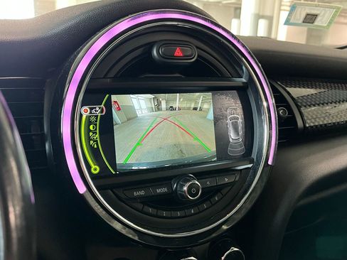 Used 2017 MINI Cooper S image 24