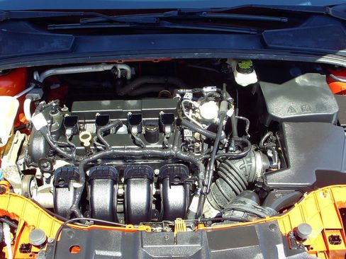 Used 2017 Ford Focus SE FWD image 14