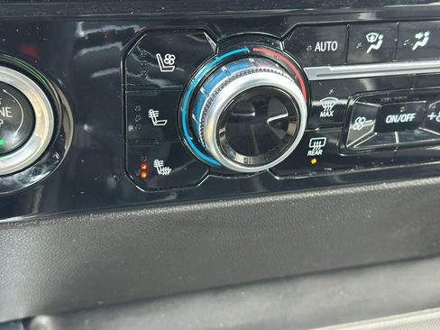 Used 2024 GMC Sierra 1500 SLT w/ SLT Premium Package image 22