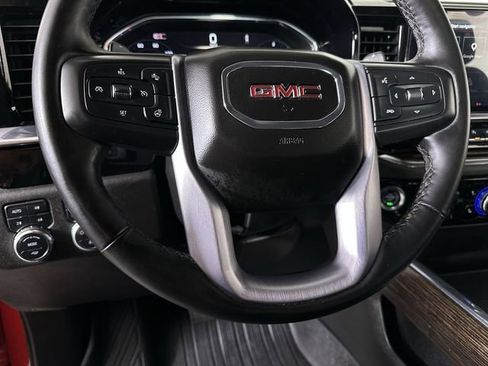 Used 2025 GMC Sierra 1500 Elevation AWD/4WD image 9