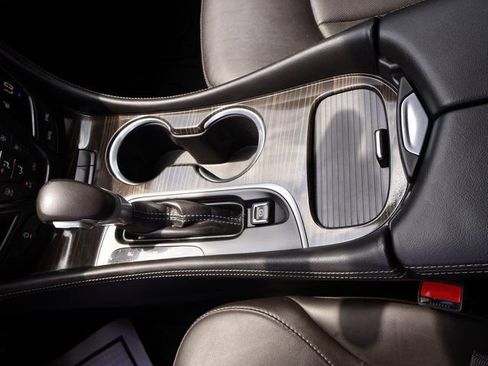 Used 2020 Buick Envision Essence w/ Experience Buick Package AWD/4WD image 28