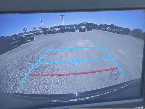 Used 2020 Toyota RAV4 XLE Premium FWD image 23