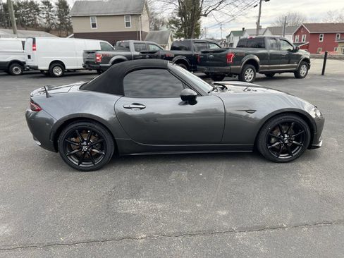 Used 2020 MAZDA MX-5 Miata Club image 4