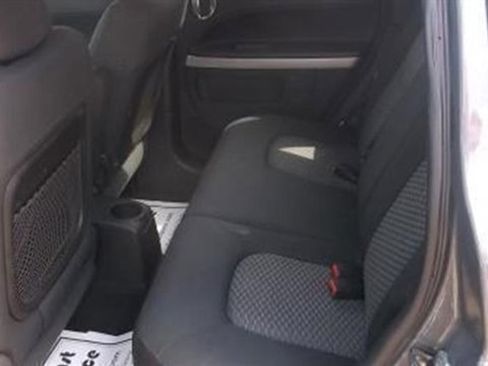 Used 2008 Chevrolet HHR LS image 9