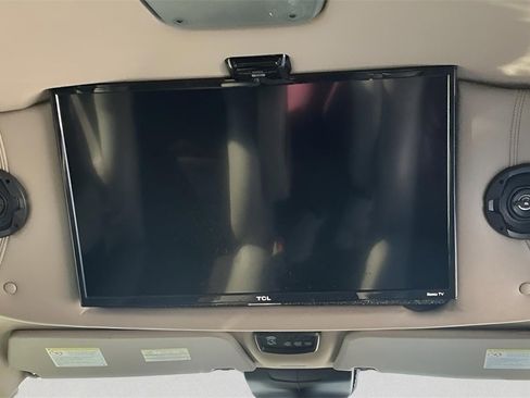 Certified 2017 Ford Transit 150 XLT image 23