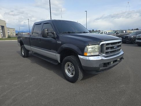 Used 2002 Ford F350 4x4 Crew Cab Super Duty image 3