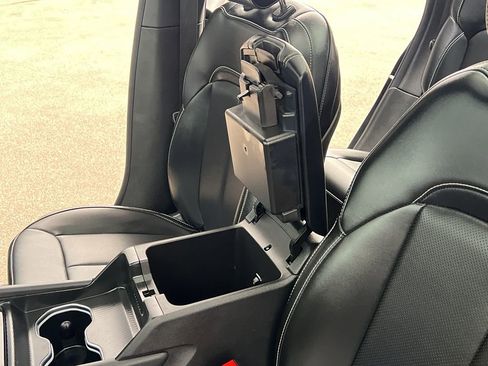 Used 2024 Jeep Grand Cherokee Limited w/ Luxury Tech Group II image 20