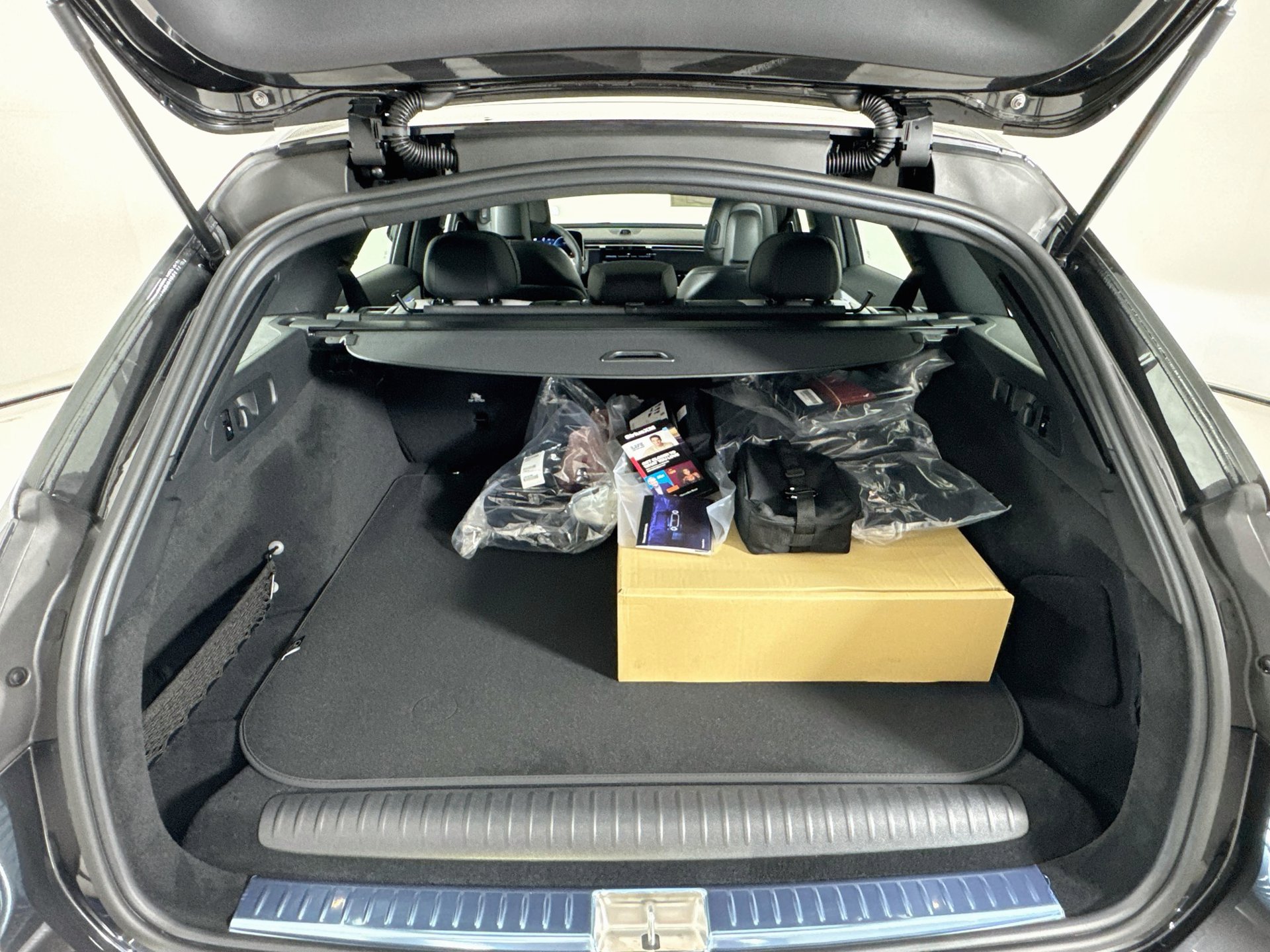 New 2027 Mercedes-Benz E 53 AMG e 4MATIC Wagon image 29