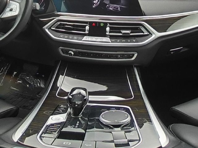 Used 2021 BMW X7 xDrive40i w/ Parking Assistance Package AWD/4WD image 33