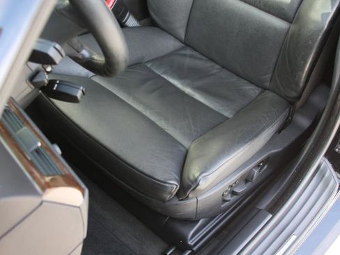 Used 2007 BMW 550i Sedan image 28