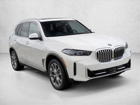 New 2026 BMW X5 xDrive40i w/ Climate Comfort Package image 7