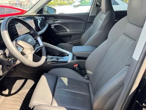 Certified 2025 Audi Q5 Premium Plus w/ Premium Plus AWD/4WD image 25