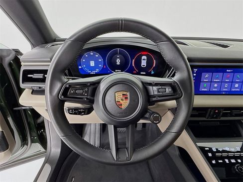 Used 2025 Porsche Macan Electric image 15