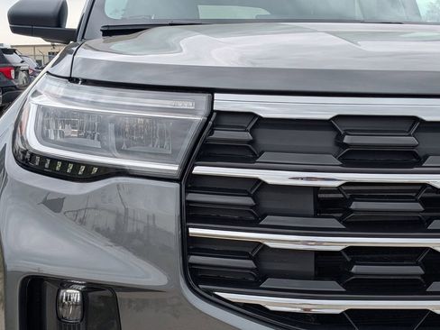 New 2026 Ford Explorer Active w/ Active Comfort Package image 9