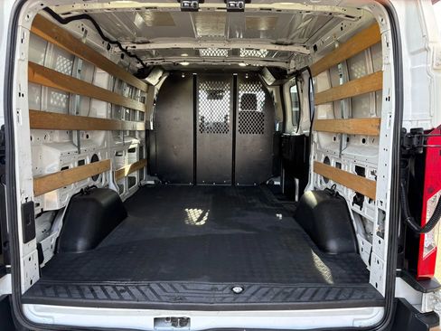 Used 2017 Ford Transit 250 130 Low Roof w/ Exterior Upgrade Package image 21