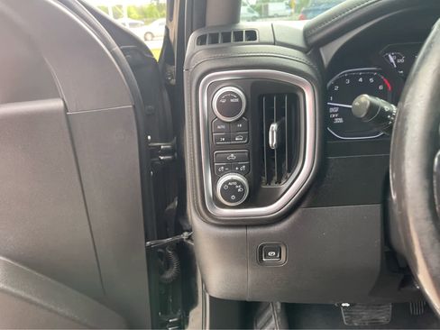 Used 2020 GMC Sierra 1500 SLE w/ SLE Value Package AWD/4WD image 14