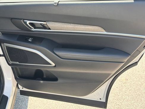 Used 2022 Kia Telluride EX w/ EX Premium Package FWD image 19