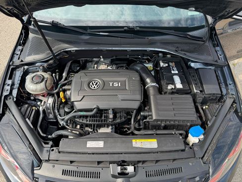 Used 2021 Volkswagen GTI SE FWD image 33