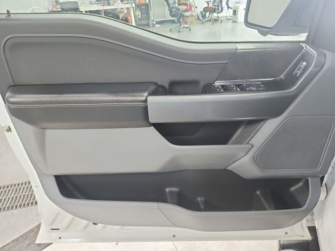 Used 2024 Ford F150 XLT w/ Mobile Office Package image 31