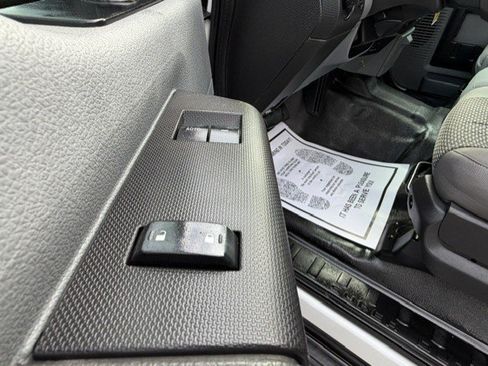 Used 2012 Ford F250 XL w/ PWR Equipment Group AWD/4WD image 17