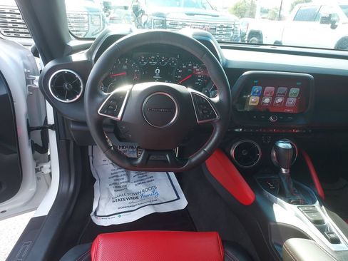 Used 2017 Chevrolet Camaro SS RWD image 16