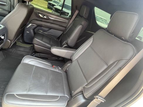 Used 2022 GMC Yukon Denali AWD/4WD image 25