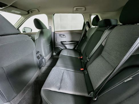 Used 2023 Nissan Rogue SV FWD image 26