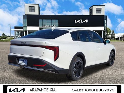 New 2025 Kia K4 EX image 4