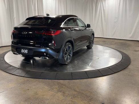 Certified 2025 INFINITI QX55 Essential image 8