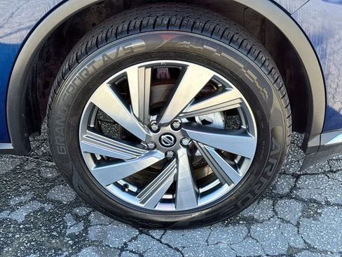 Used 2020 Nissan Murano SL w/ Moonroof Package image 12