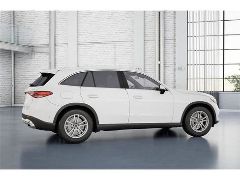 New 2026 Mercedes-Benz GLC 300 4MATIC image 18