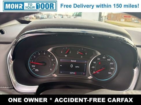 Used 2023 Chevrolet Traverse LT image 16