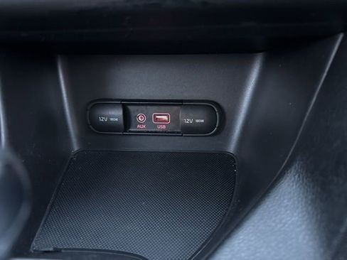 Used 2017 Kia Sportage LX image 32