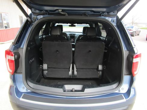 Used 2018 Ford Explorer Platinum AWD/4WD image 15