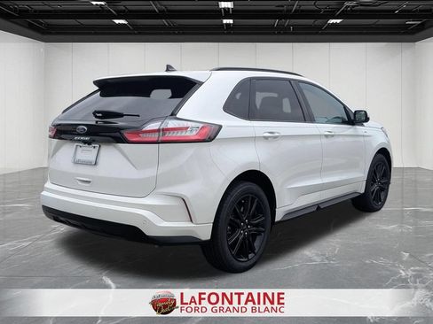 Used 2022 Ford Edge ST-Line AWD/4WD image 5