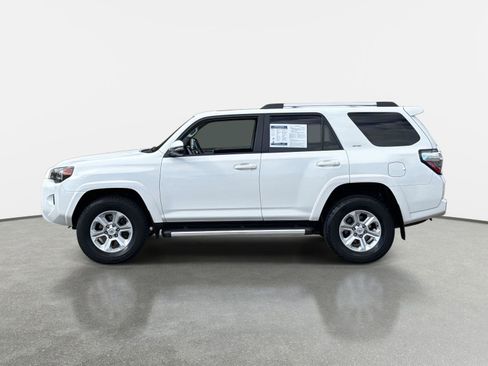 Used 2023 Toyota 4Runner SR5 Premium w/ Moonroof Package image 8