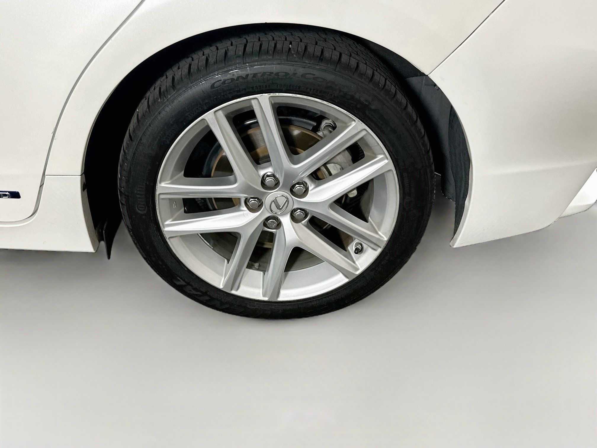 Used 2016 Lexus CT 200h w/ Seat Comfort Package FWD image 11