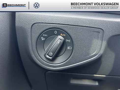 Used 2021 Volkswagen Atlas Cross Sport SEL R-Line image 19