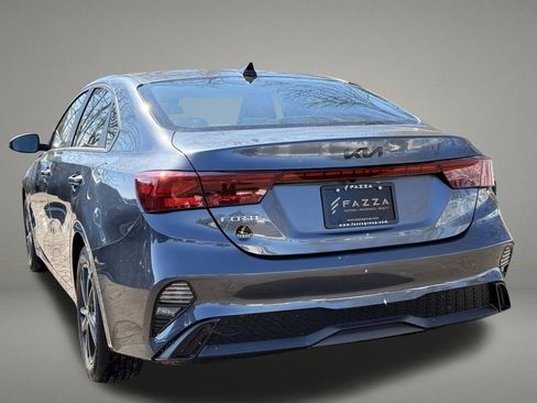 Used 2022 Kia Forte LXS w/ LXS Technology Package image 3