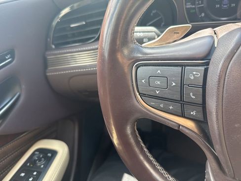 Used 2020 Lexus LS 500 w/ Accessory Package (Z2) RWD image 15