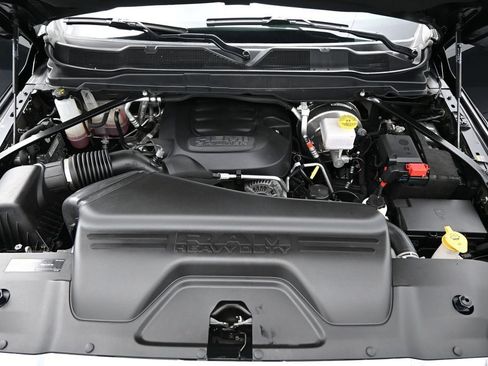 Used 2026 RAM 2500 Big Horn AWD/4WD image 26