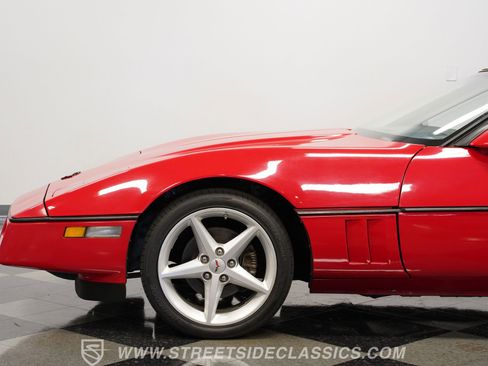 Used 1989 Chevrolet Corvette Convertible image 23