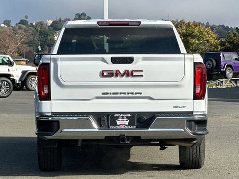 Used 2024 GMC Sierra 1500 SLT image 5