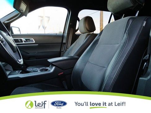 Used 2015 Ford Explorer XLT w/ Equipment Group 202A image 7