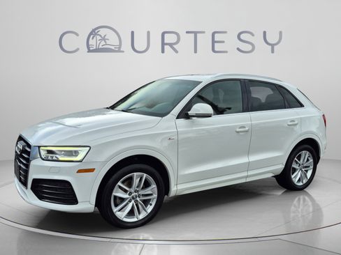 Used 2018 Audi Q3 2.0T Premium Plus w/ Premium Plus Package AWD/4WD image 1