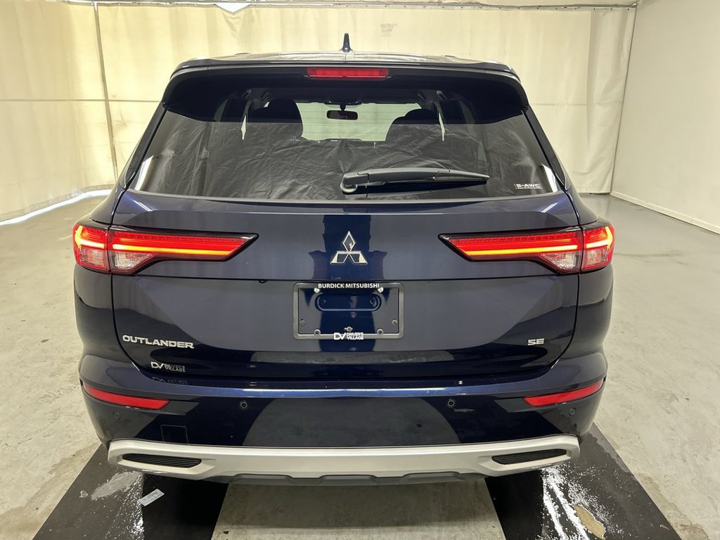 Used 2024 Mitsubishi Outlander SE AWD/4WD image 22